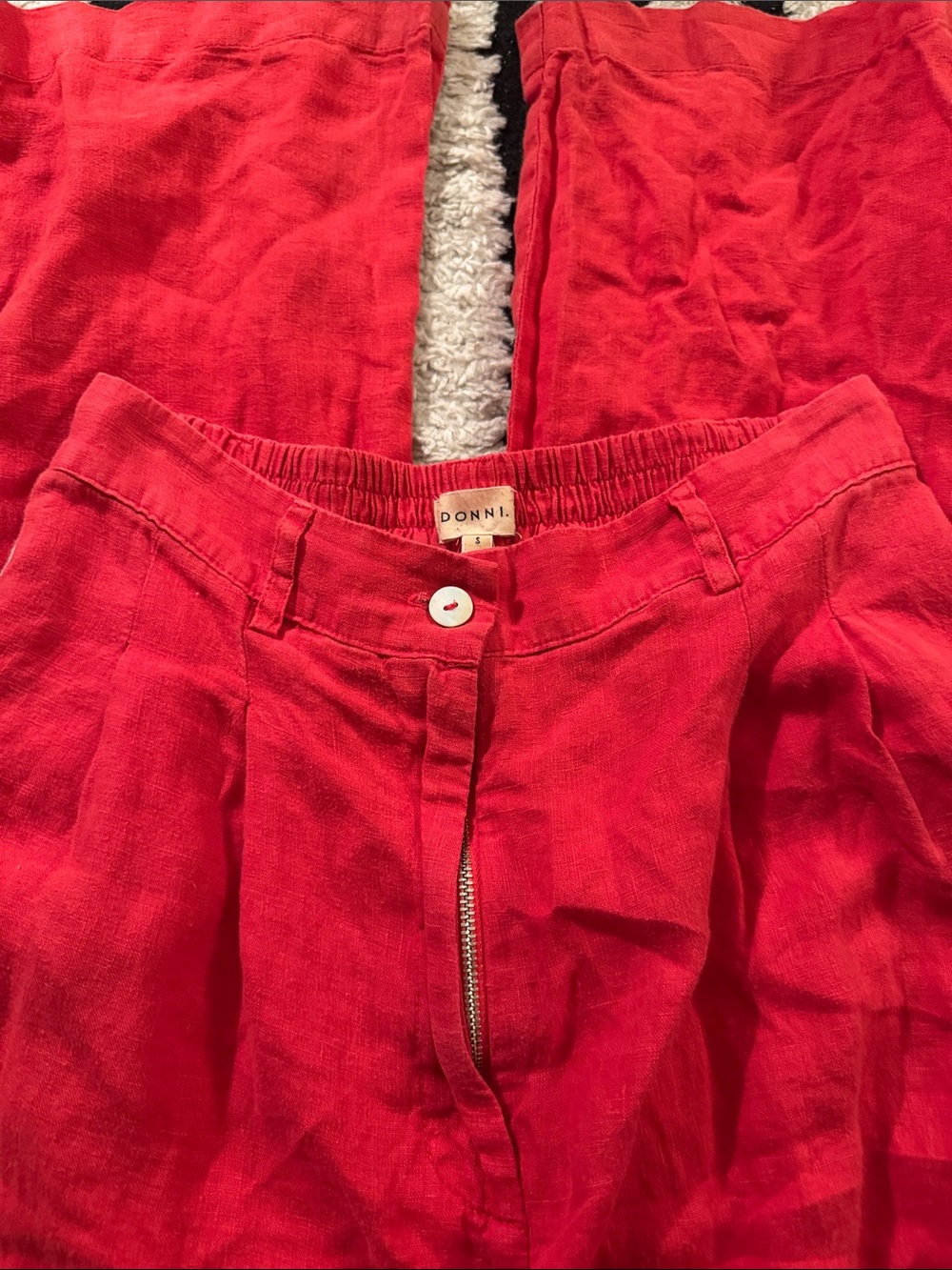 Donni Linen Pleated Stripe Pants - Small - Picture 6 of 7